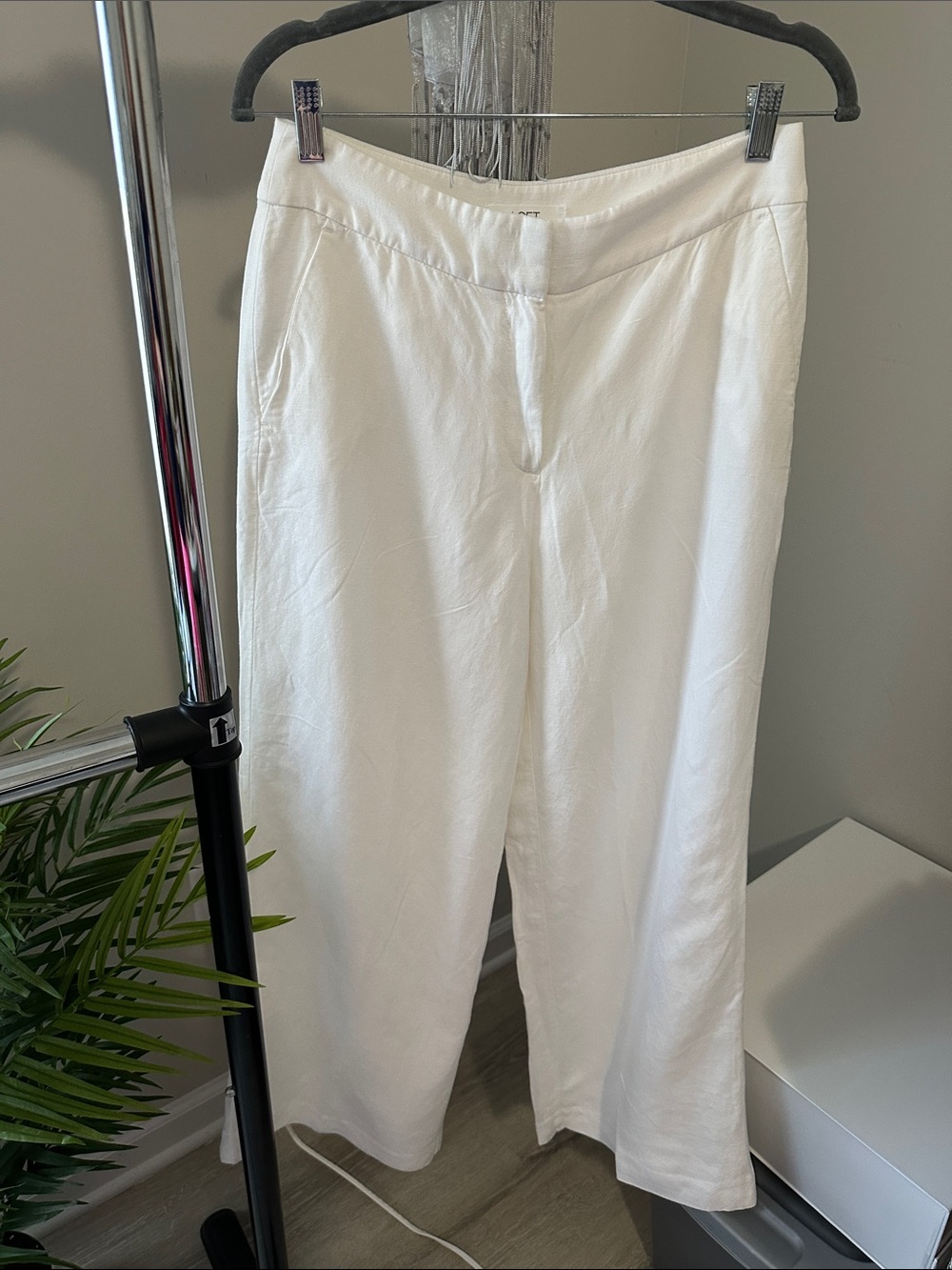 LOFT White Wide-Leg linen blend Pants